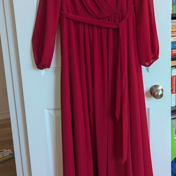 David's Bridal Apple Long Sleeve Chiffon Dress - Picture 3 of 11